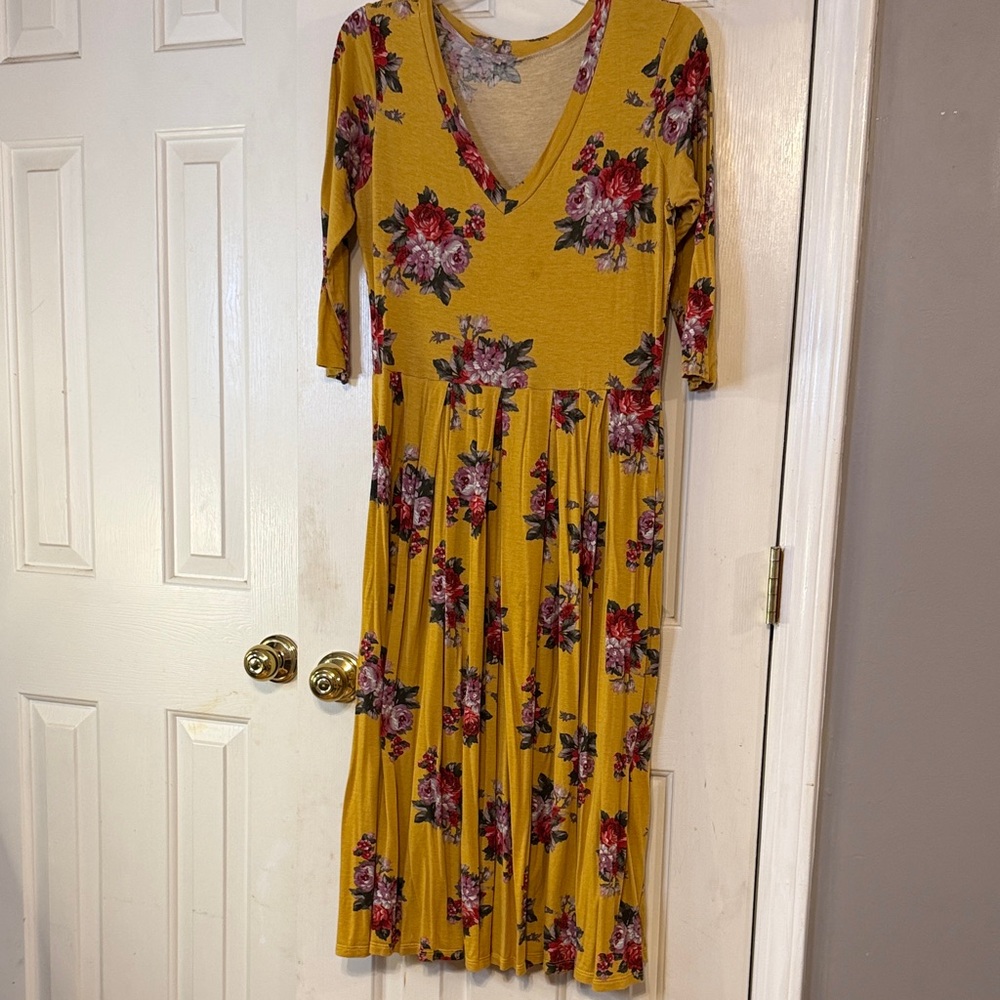 Mustard Floral V-Neck Long Sleeve Midi Dress